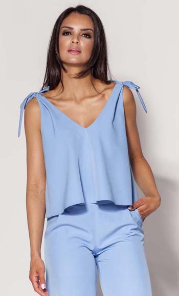 What to Wear in the Heat-Sleeveless Top