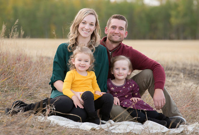 Choose solid colors for Your Family Portrait Session