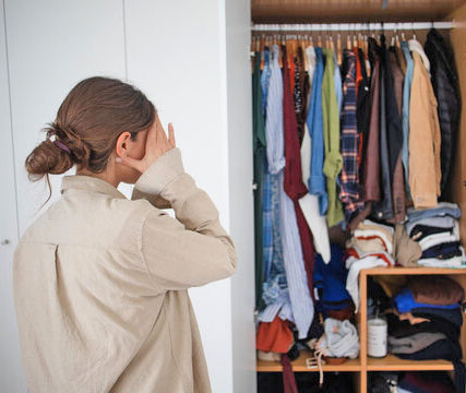 Hire a Personal Stylist to Organize Your Wardrobe