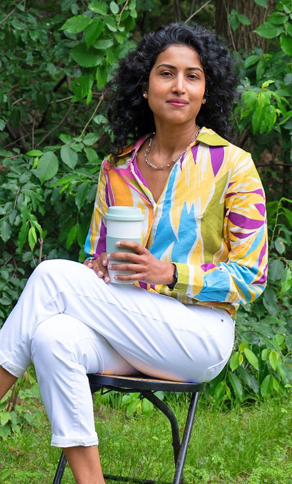 Incorporate Bright Colors Into Your Casual Summer Outfits