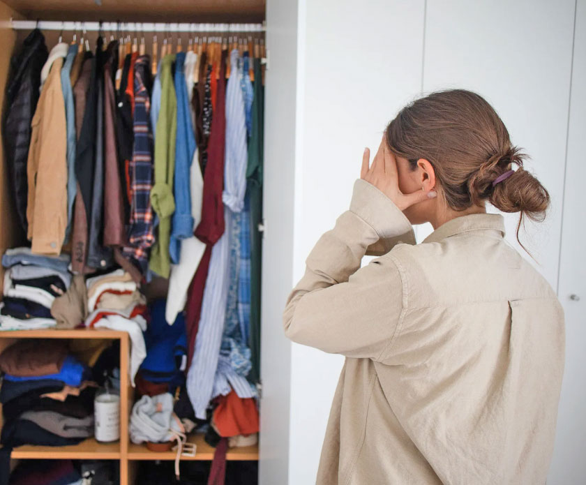 From Closet Chaos to Effortless Style: Why You Need a Personal Fashion Stylist & a Wardrobe Audit