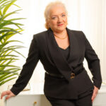 Yana Anders, Personal Shopper for Plus Size Women in Boston