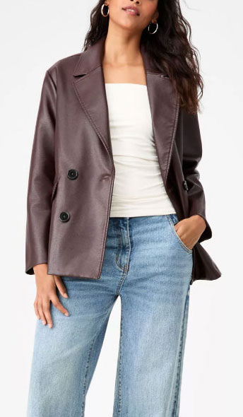 What Colors to Wear With Brown: Brown and Blue