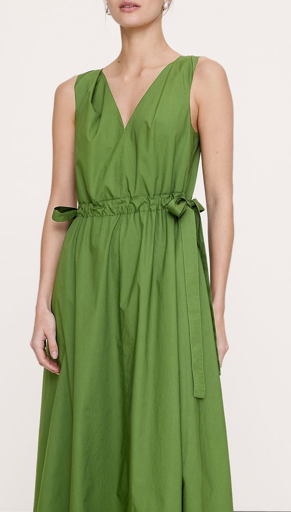 What to Wear with Green 