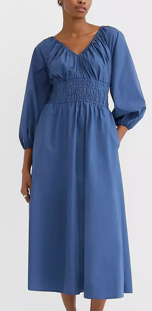 How to Find the Perfect Dress for Your Body Type: Pear