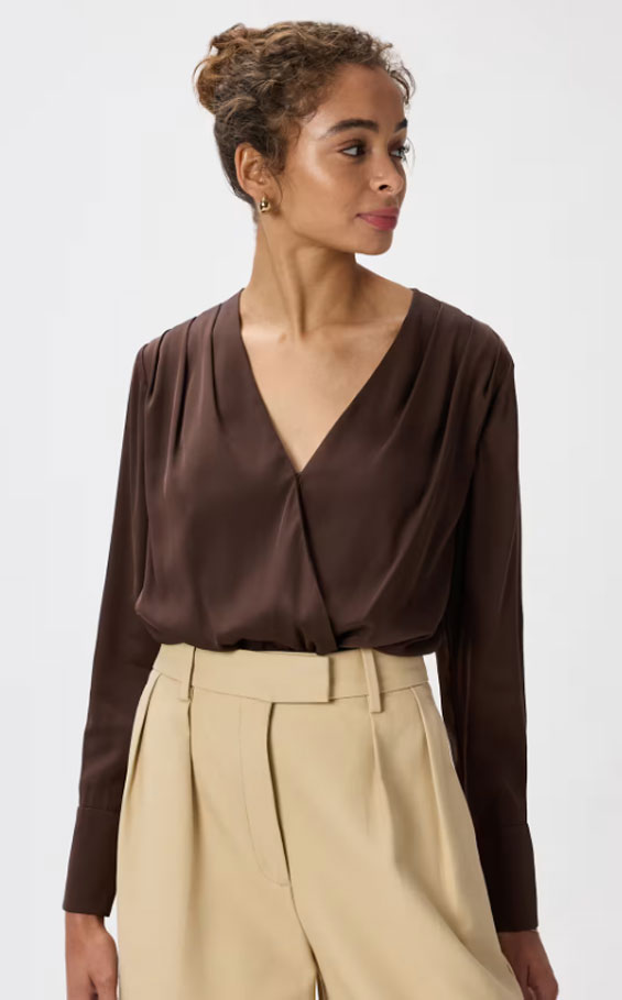 Washable Summer Silk Outfits: Brown Silk Blouse - Style Fix Studio Washable Summer Silk Outfits: Brown Silk Blouse