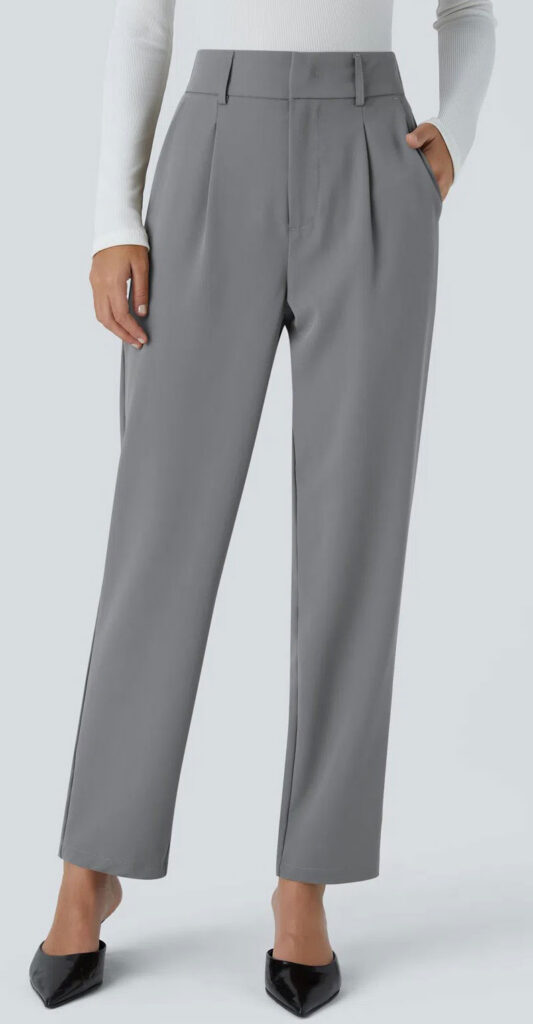 High-rise black tailored trousers and white tee - Style Fix Studio High-rise black tailored trousers and white tee