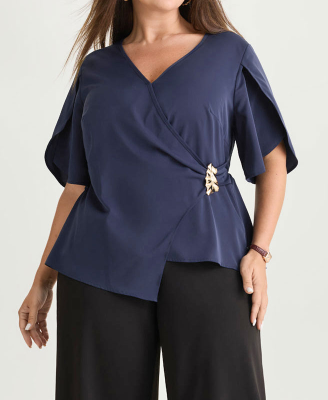 Wrap blouse for Apple Shape Body